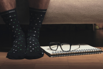 Sorte strømper til julegave